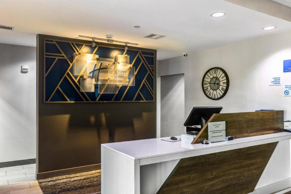 Holiday Inn Express Hotel & Suites Salina Image 29